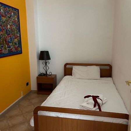 Salento Casa Vacanza Il Focolare Torchiarolo Extérieur photo