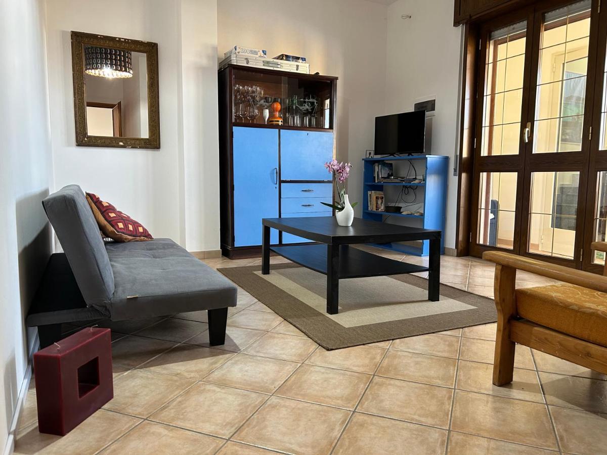 Salento Casa Vacanza Il Focolare Torchiarolo Extérieur photo